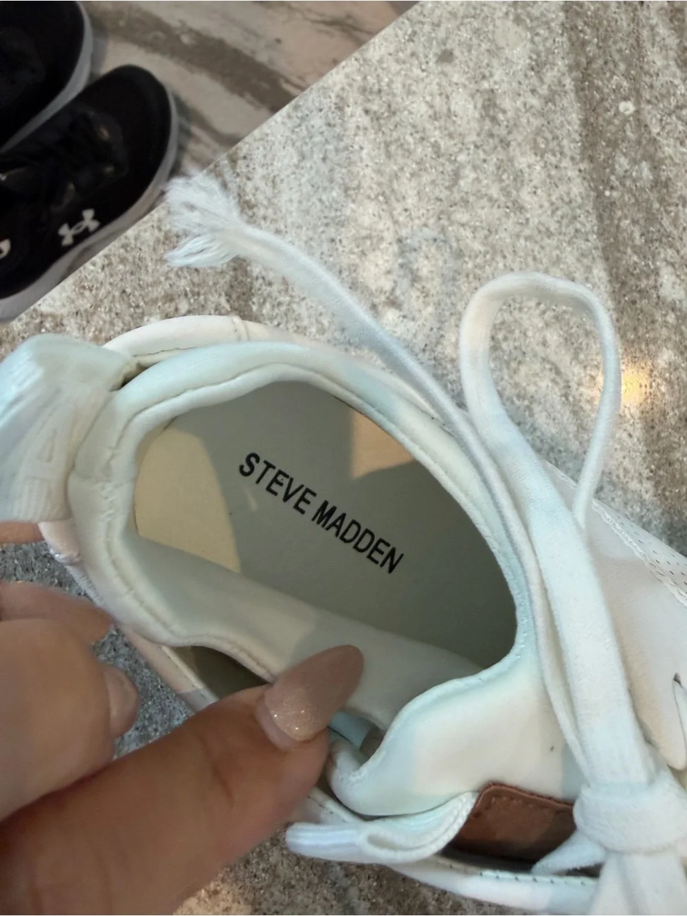 Steve Madden classic white